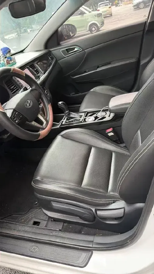 2017 Hyundai Mistra 1.6T 175HP L4 7DCT,autocango,china used car exporter,china ev exporter,chinese used car exporter,chinese used ev exporter