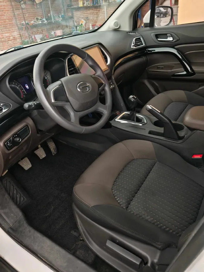 2017 GAC Trumpchi GS4 1.5T 152HP L4 5MT,autocango,china used car exporter,china ev exporter,chinese used car exporter,chinese used ev exporter