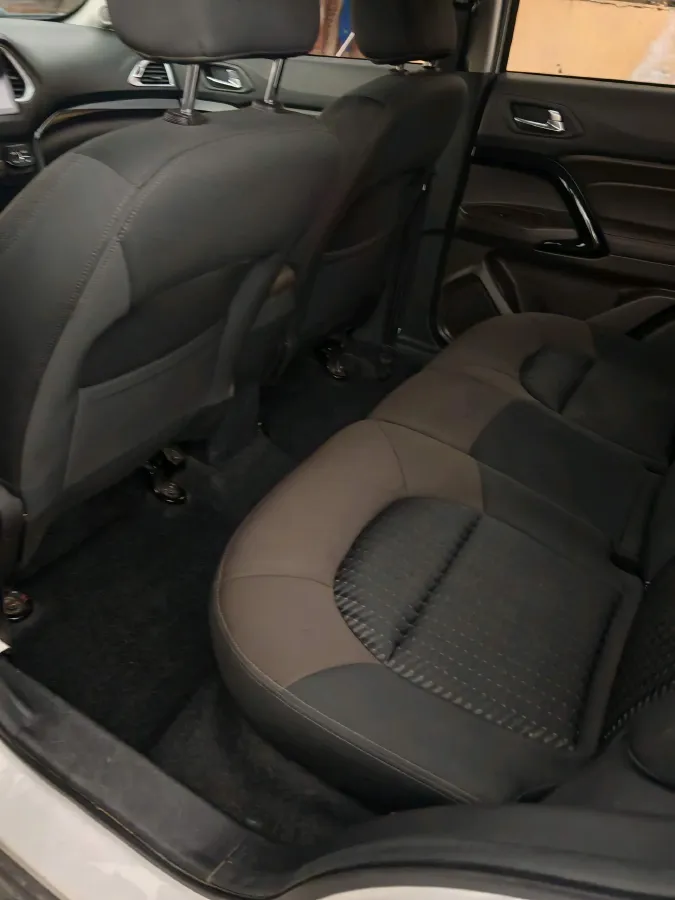 2017 GAC Trumpchi GS4 1.5T 152HP L4 5MT,autocango,china used car exporter,china ev exporter,chinese used car exporter,chinese used ev exporter