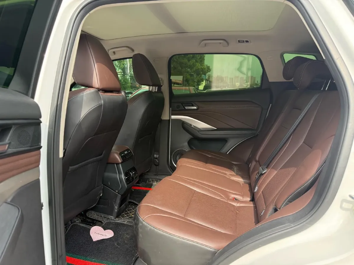 2018 WEY VV6 2.0T 197HP L4 7DCT,autocango,china used car exporter,china ev exporter,chinese used car exporter,chinese used ev exporter