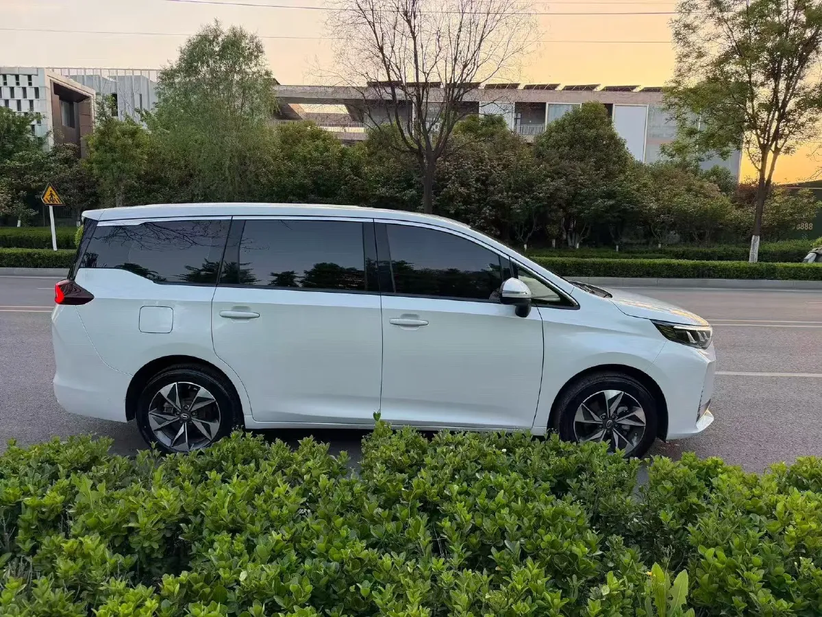 2023 GAC Trumpchi M6 1.5T 177HP L4 7DCT,autocango,china used car exporter,china ev exporter,chinese used car exporter,chinese used ev exporter