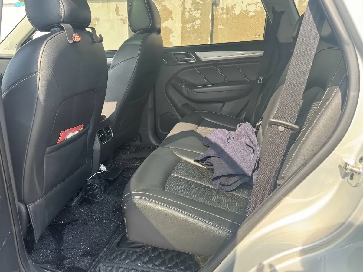 2019 Roewe RX5 1.5T 162HP L4 2AT PHEV 12KWH,autocango,china used car exporter,china ev exporter,chinese used car exporter,chinese used ev exporter