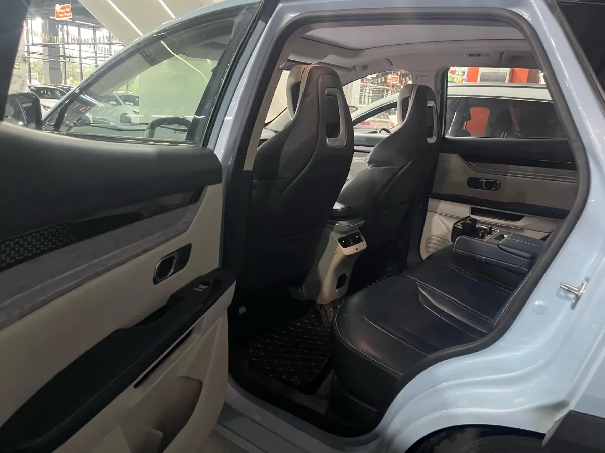 2022 Jetour DASHING i-DM 1.5T 156HP L4 3DHT PHEV 19.27KWH,autocango,china used car exporter,china ev exporter,chinese used car exporter,chinese used ev exporter