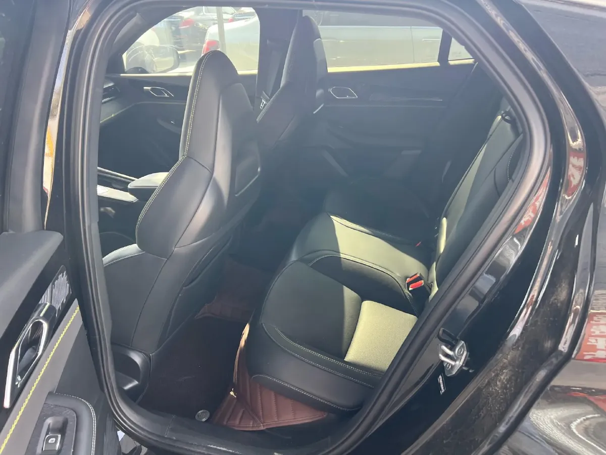 2025 LYNK&CO 03 1.5T 181HP L4 7DCT,autocango,china used car exporter,china ev exporter,chinese used car exporter,chinese used ev exporter