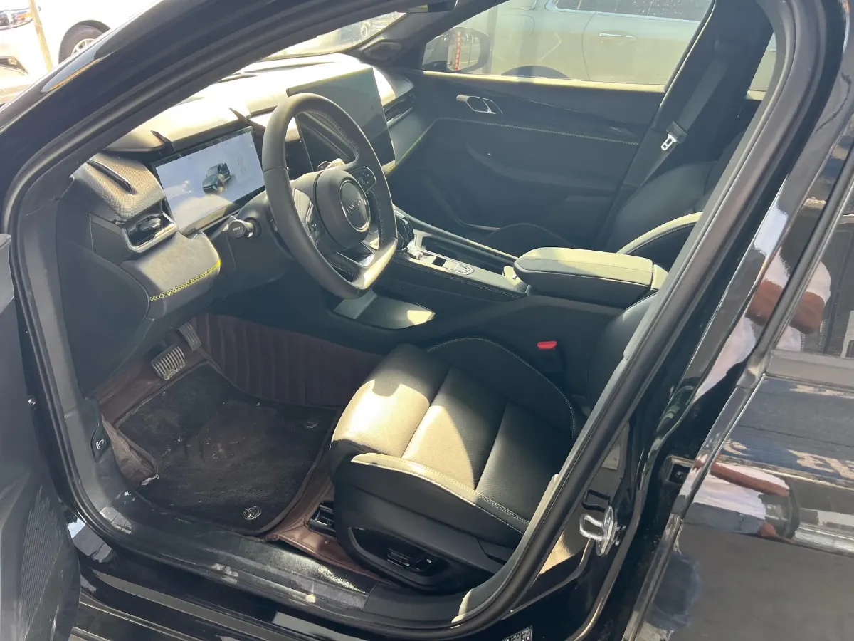 2025 LYNK&CO 03 1.5T 181HP L4 7DCT,autocango,china used car exporter,china ev exporter,chinese used car exporter,chinese used ev exporter