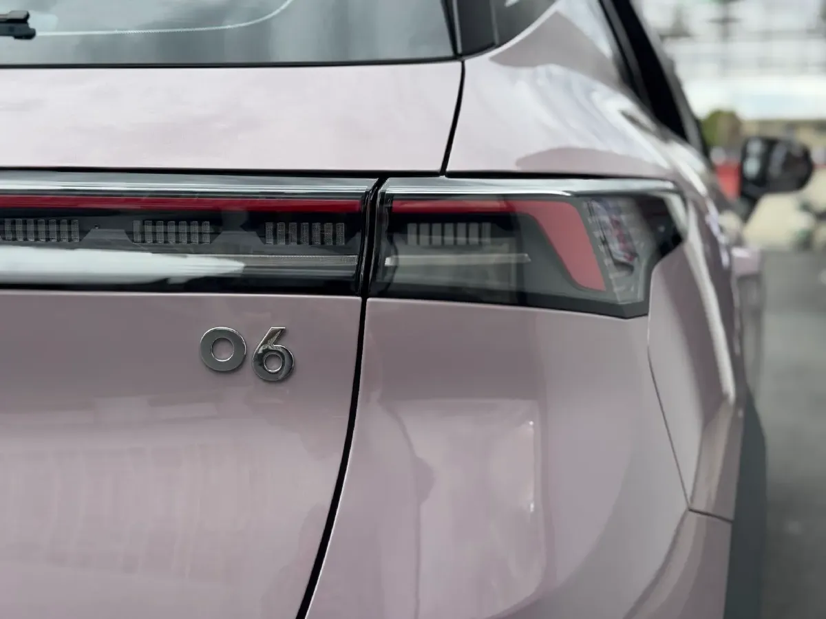 2025 LYNK&CO 06 1.5T 181HP L4 7DCT,autocango,china used car exporter,china ev exporter,chinese used car exporter,chinese used ev exporter