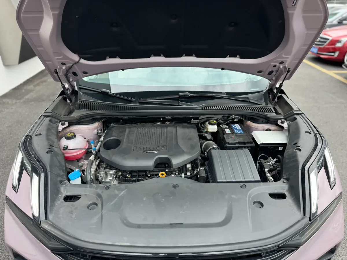 2025 LYNK&CO 06 1.5T 181HP L4 7DCT,autocango,china used car exporter,china ev exporter,chinese used car exporter,chinese used ev exporter