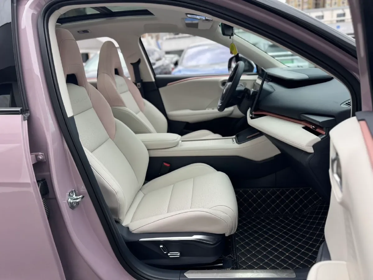 2025 LYNK&CO 06 1.5T 181HP L4 7DCT,autocango,china used car exporter,china ev exporter,chinese used car exporter,chinese used ev exporter