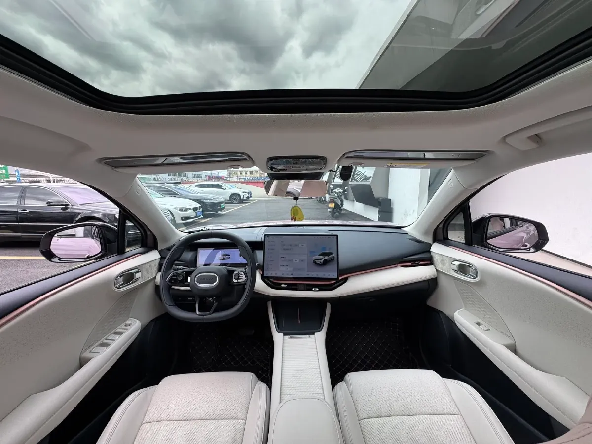 2025 LYNK&CO 06 1.5T 181HP L4 7DCT,autocango,china used car exporter,china ev exporter,chinese used car exporter,chinese used ev exporter