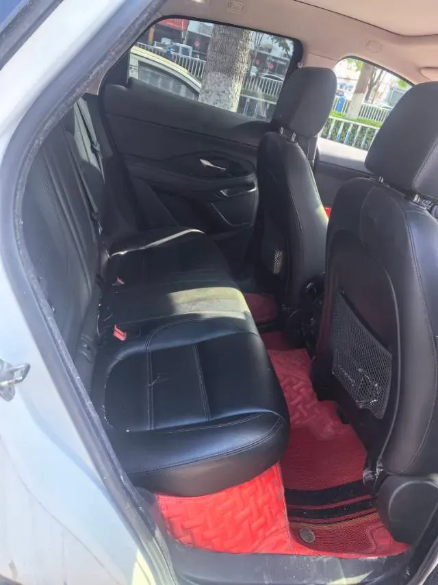 2018 Jaguar E-PACE 2.0T 249HP L4 9AT,autocango,china used car exporter,china ev exporter,chinese used car exporter,chinese used ev exporter