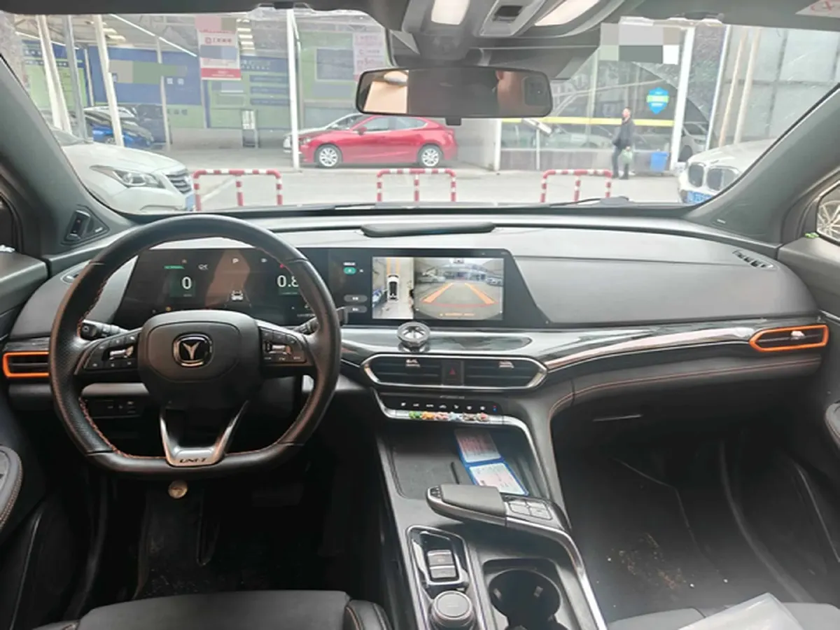 2022 ChangAn UNI-T 1.5T 188HP L4 7DCT,autocango,china used car exporter,china ev exporter,chinese used car exporter,chinese used ev exporter