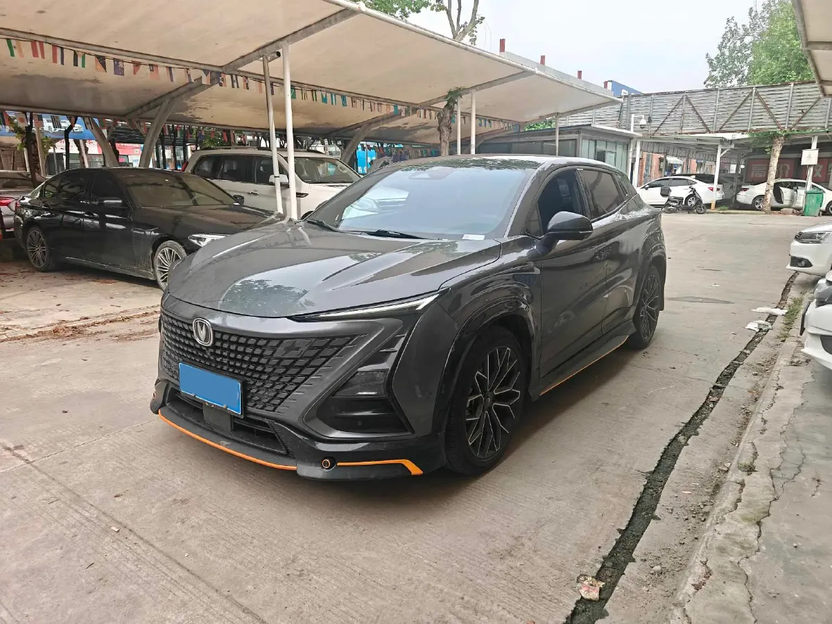 2022 ChangAn UNI-T 1.5T 188HP L4 7DCT,autocango,china used car exporter,china ev exporter,chinese used car exporter,chinese used ev exporter