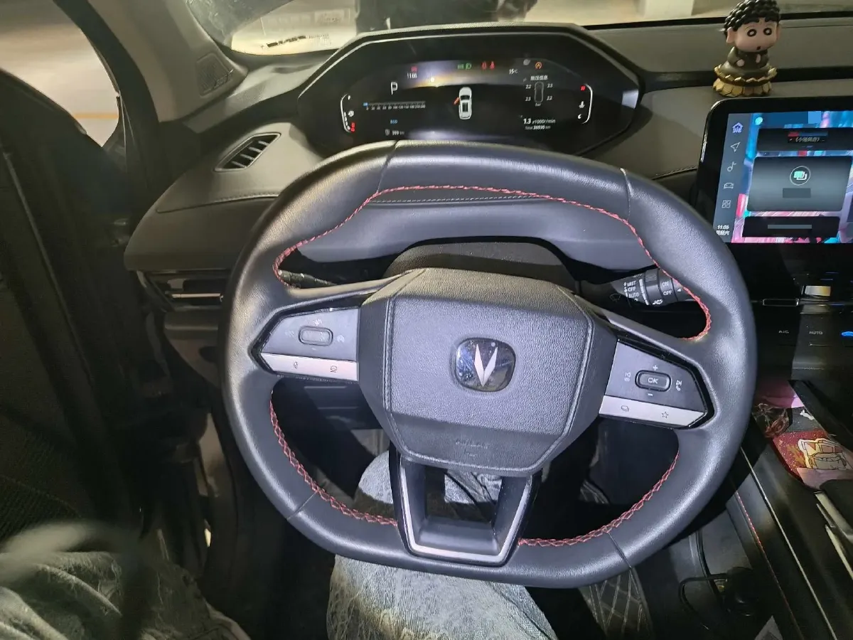 2022 ChangAn Oshan X7 Plus 1.5T 188HP L4 7DCT,autocango,china used car exporter,china ev exporter,chinese used car exporter,chinese used ev exporter