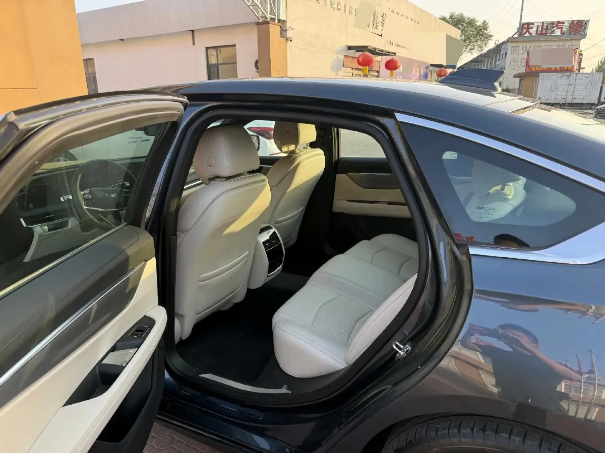 2023 Cadillac CT6 2.0T 237HP L4 10AT,autocango,china used car exporter,china ev exporter,chinese used car exporter,chinese used ev exporter