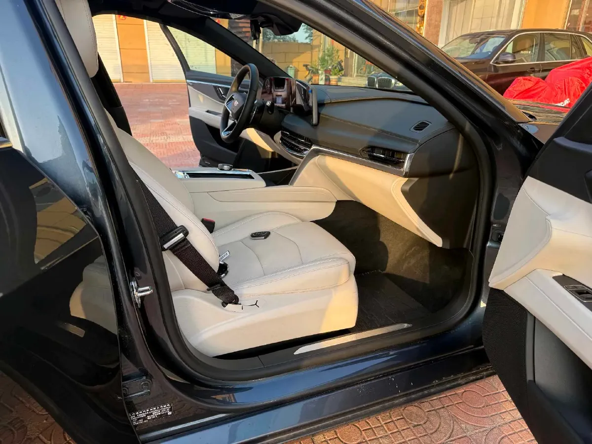 2023 Cadillac CT6 2.0T 237HP L4 10AT,autocango,china used car exporter,china ev exporter,chinese used car exporter,chinese used ev exporter