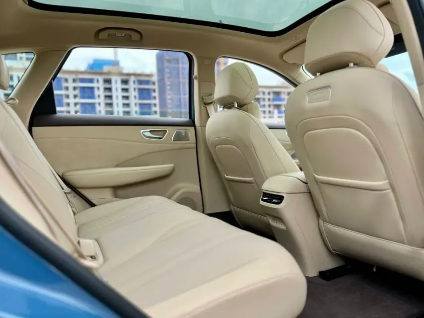 2025 HIMA Shangjie H5 REEV 98HP REEV,autocango,china used car exporter,china ev exporter,chinese used car exporter,chinese used ev exporter