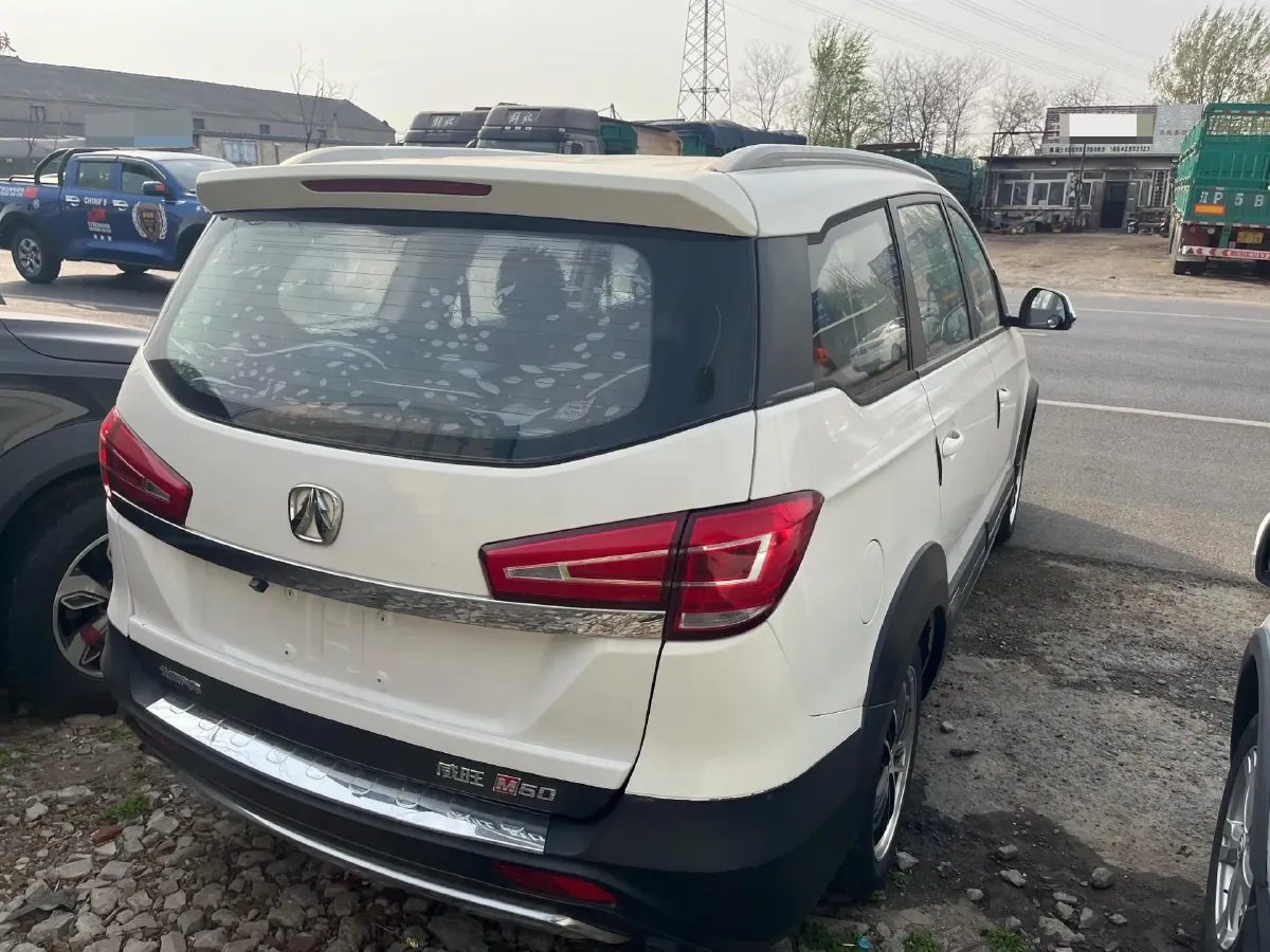 2017 BAIC WeiWang M50F 1.5L 116HP L4 5MT,autocango,china used car exporter,china ev exporter,chinese used car exporter,chinese used ev exporter