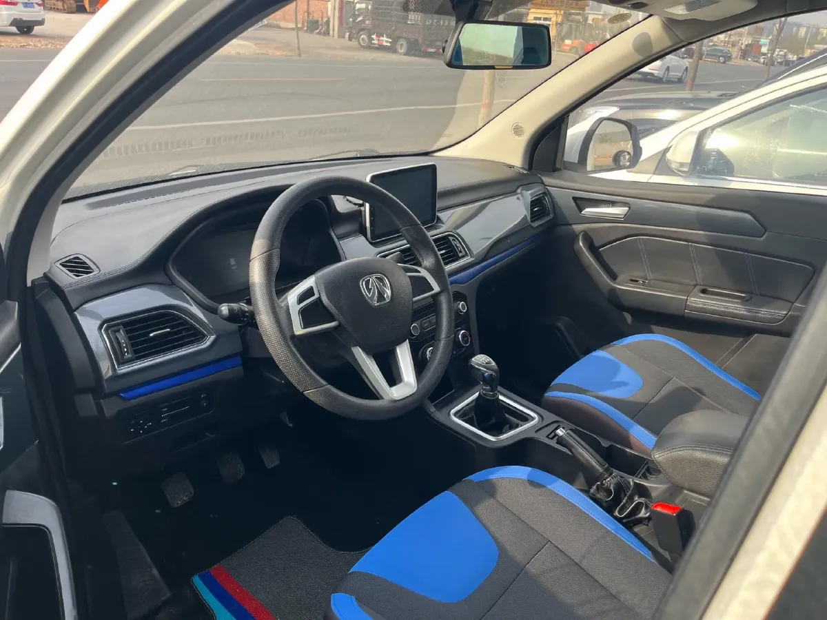 2017 BAIC WeiWang M50F 1.5L 116HP L4 5MT,autocango,china used car exporter,china ev exporter,chinese used car exporter,chinese used ev exporter