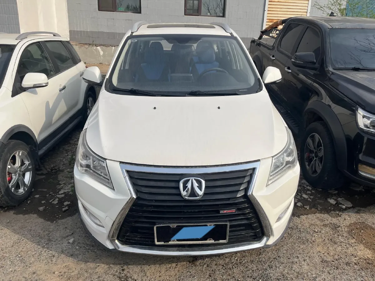 2017 BAIC WeiWang M50F 1.5L 116HP L4 5MT,autocango,china used car exporter,china ev exporter,chinese used car exporter,chinese used ev exporter