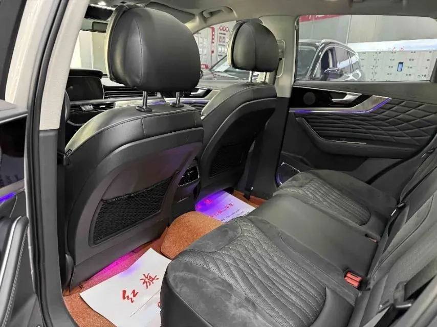 2022 HongQi HS5 2.0T 224HP L4 6AT,autocango,china used car exporter,china ev exporter,chinese used car exporter,chinese used ev exporter