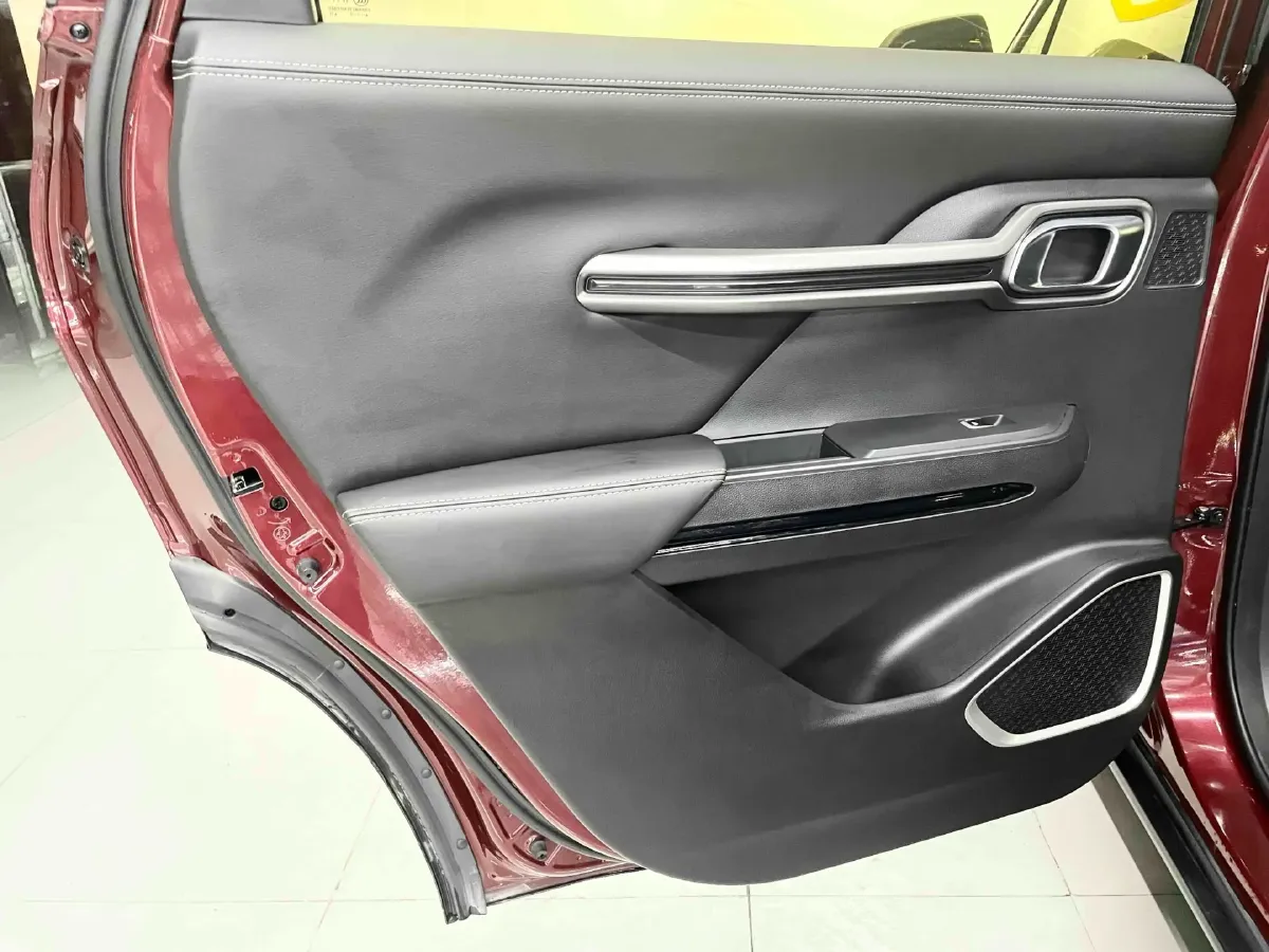 2020 Geely Okavango 1.8T 184HP L4 7DCT,autocango,china used car exporter,china ev exporter,chinese used car exporter,chinese used ev exporter