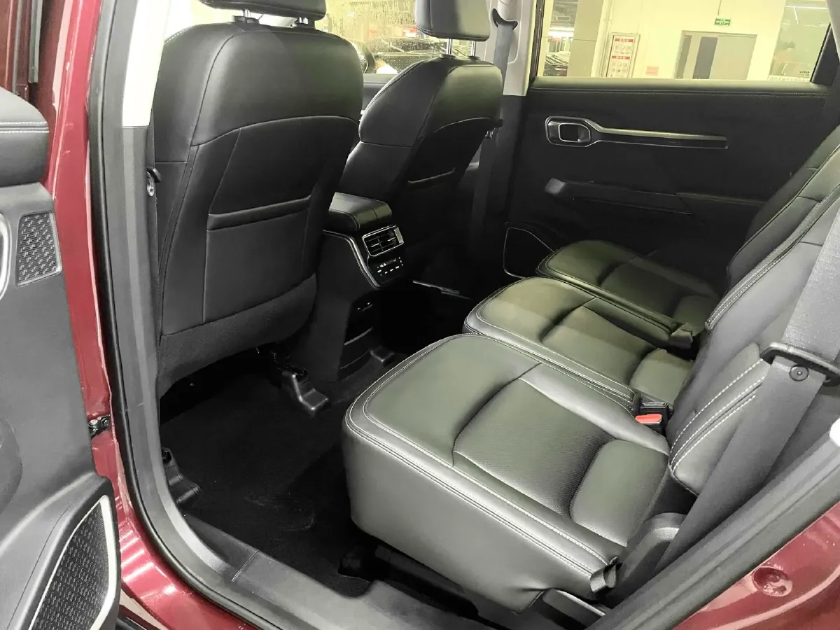 2020 Geely Okavango 1.8T 184HP L4 7DCT,autocango,china used car exporter,china ev exporter,chinese used car exporter,chinese used ev exporter