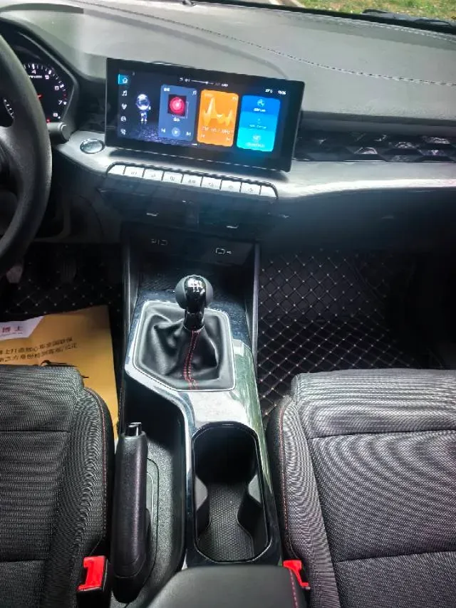 2023 MG 5 1.5L 129HP L4 5MT,autocango,china used car exporter,china ev exporter,chinese used car exporter,chinese used ev exporter