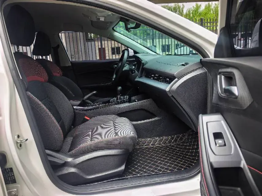 2023 MG 5 1.5L 129HP L4 5MT,autocango,china used car exporter,china ev exporter,chinese used car exporter,chinese used ev exporter