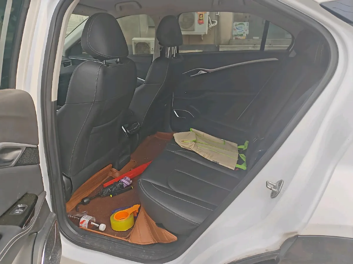 2023 MAXUS G50 1.5T 181HP L4 7DCT,autocango,china used car exporter,china ev exporter,chinese used car exporter,chinese used ev exporter