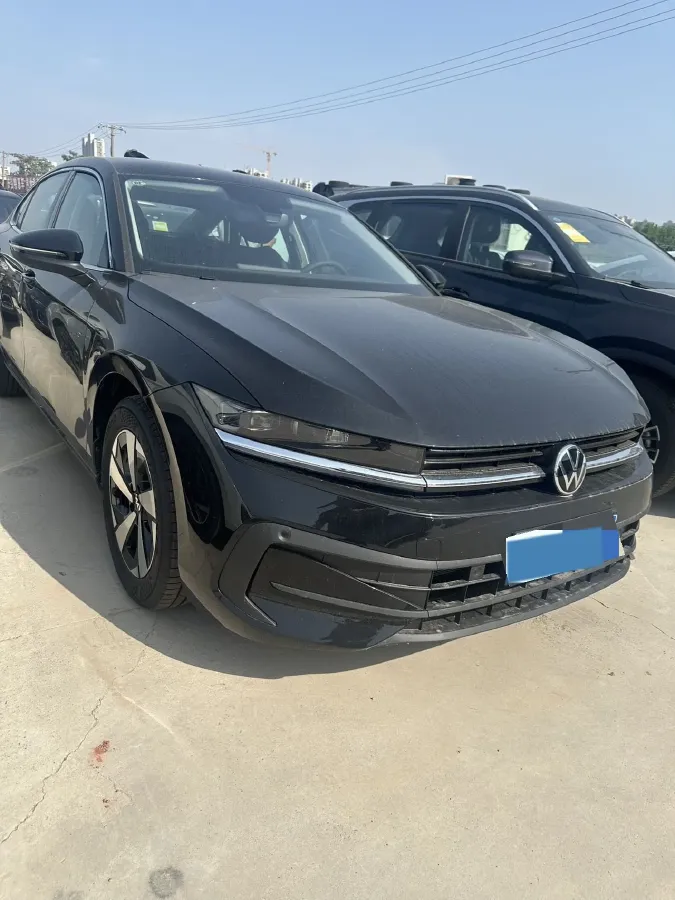 2026 Volkswagen Magotan 1.5T 160HP L4 7DCT,autocango,china used car exporter,china ev exporter,chinese used car exporter,chinese used ev exporter