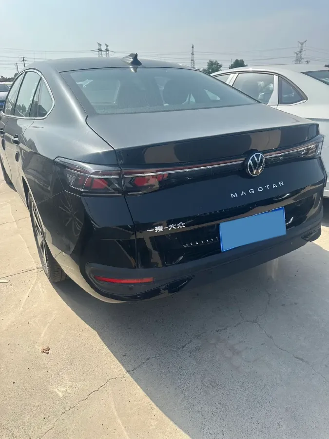 2026 Volkswagen Magotan 1.5T 160HP L4 7DCT,autocango,china used car exporter,china ev exporter,chinese used car exporter,chinese used ev exporter