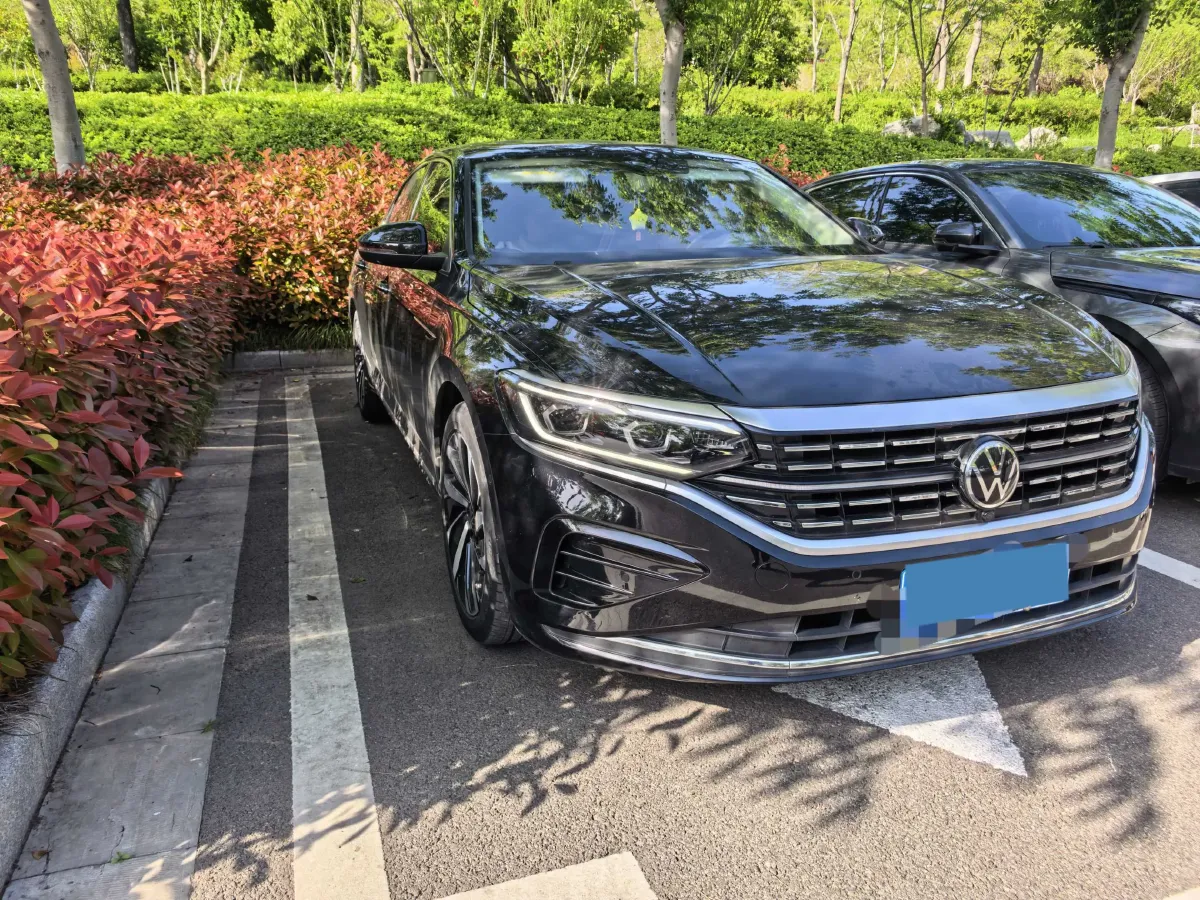 2022 Xpeng P7 BEV 60.2KWH,autocango,china used car exporter,china ev exporter,chinese used car exporter,chinese used ev exporter