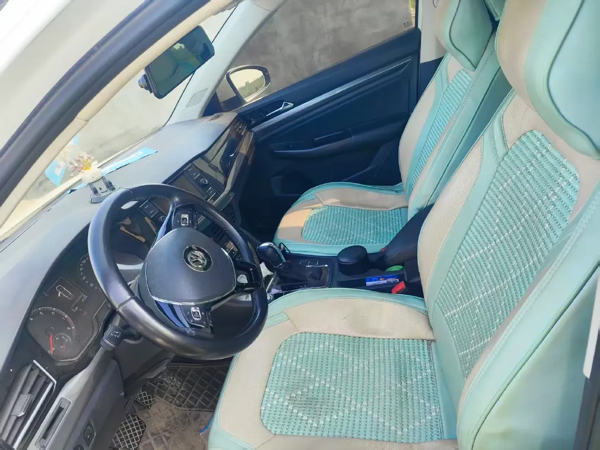 2019 MAXUS T70 2.0T 163HP L4 6AT,autocango,china used car exporter,china ev exporter,chinese used car exporter,chinese used ev exporter