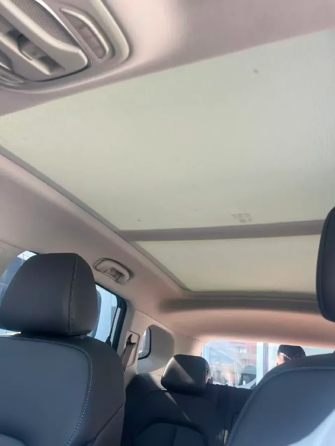 2023 Roewe RX5 1.5T 181HP L4 7DCT,autocango,china used car exporter,china ev exporter,chinese used car exporter,chinese used ev exporter