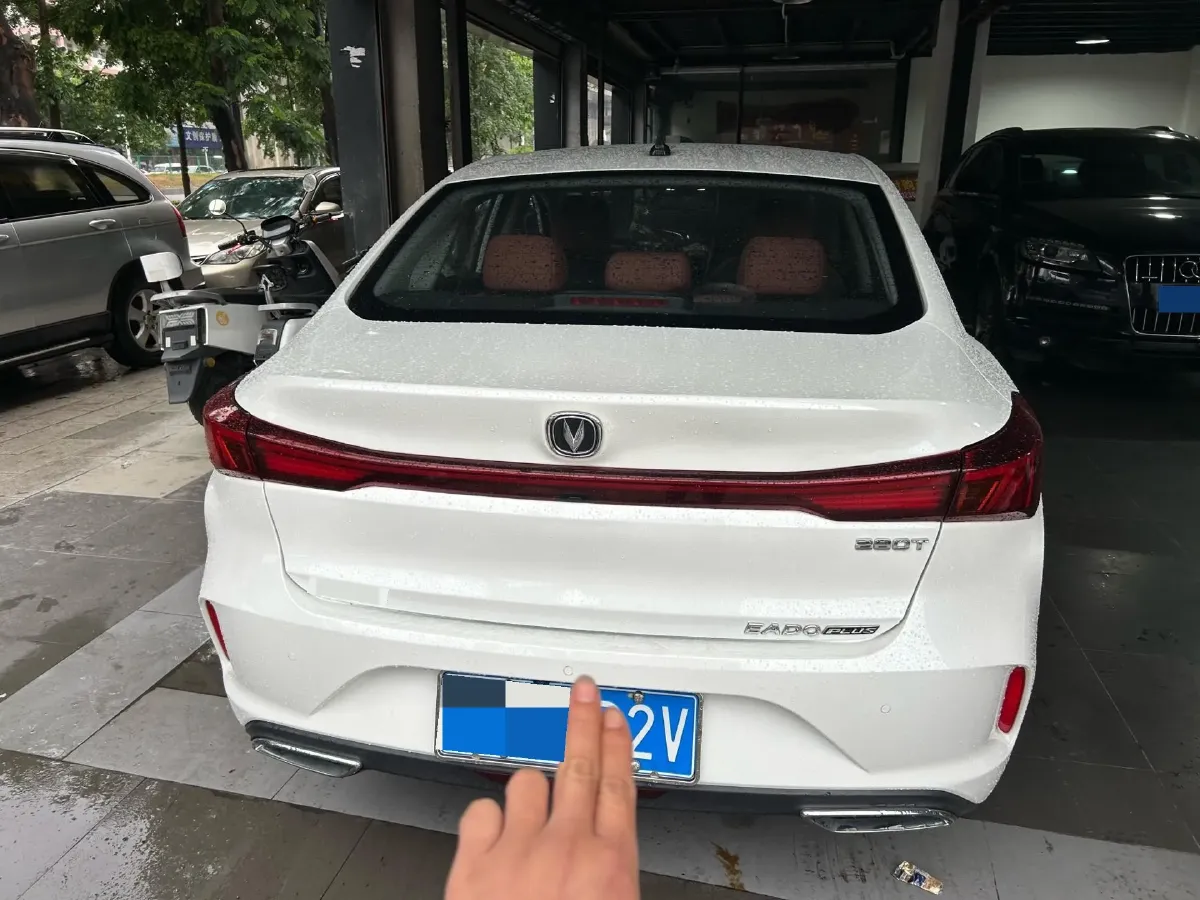 2022 ChangAn Eado 1.4T 160HP L4 7DCT,autocango,china used car exporter,china ev exporter,chinese used car exporter,chinese used ev exporter