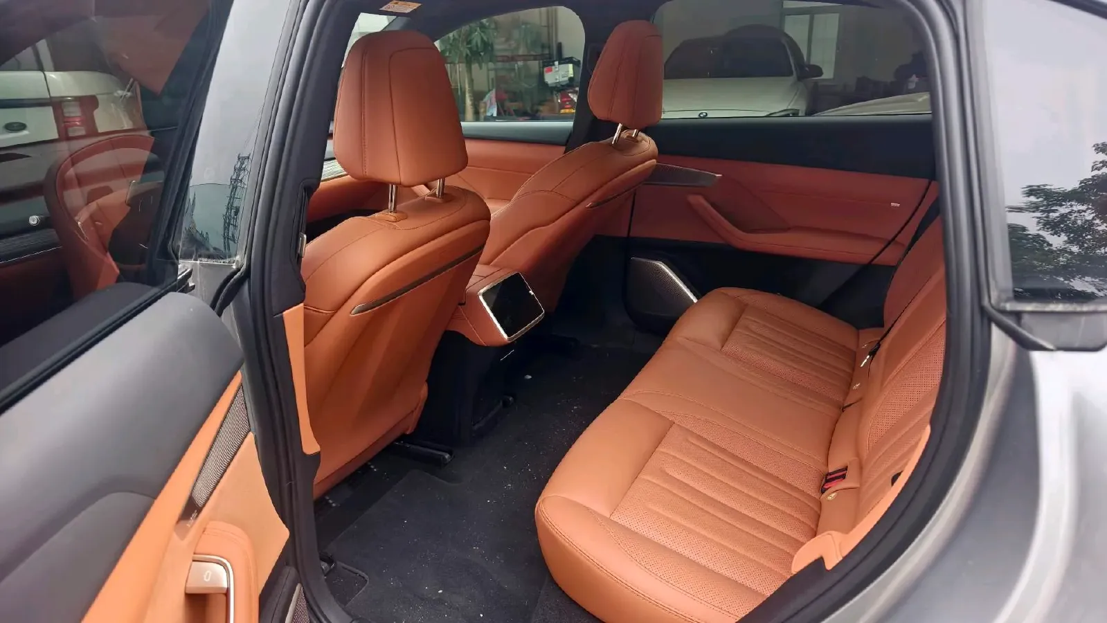 2024 ONVO L60 BEV 60KWH,autocango,china used car exporter,china ev exporter,chinese used car exporter,chinese used ev exporter