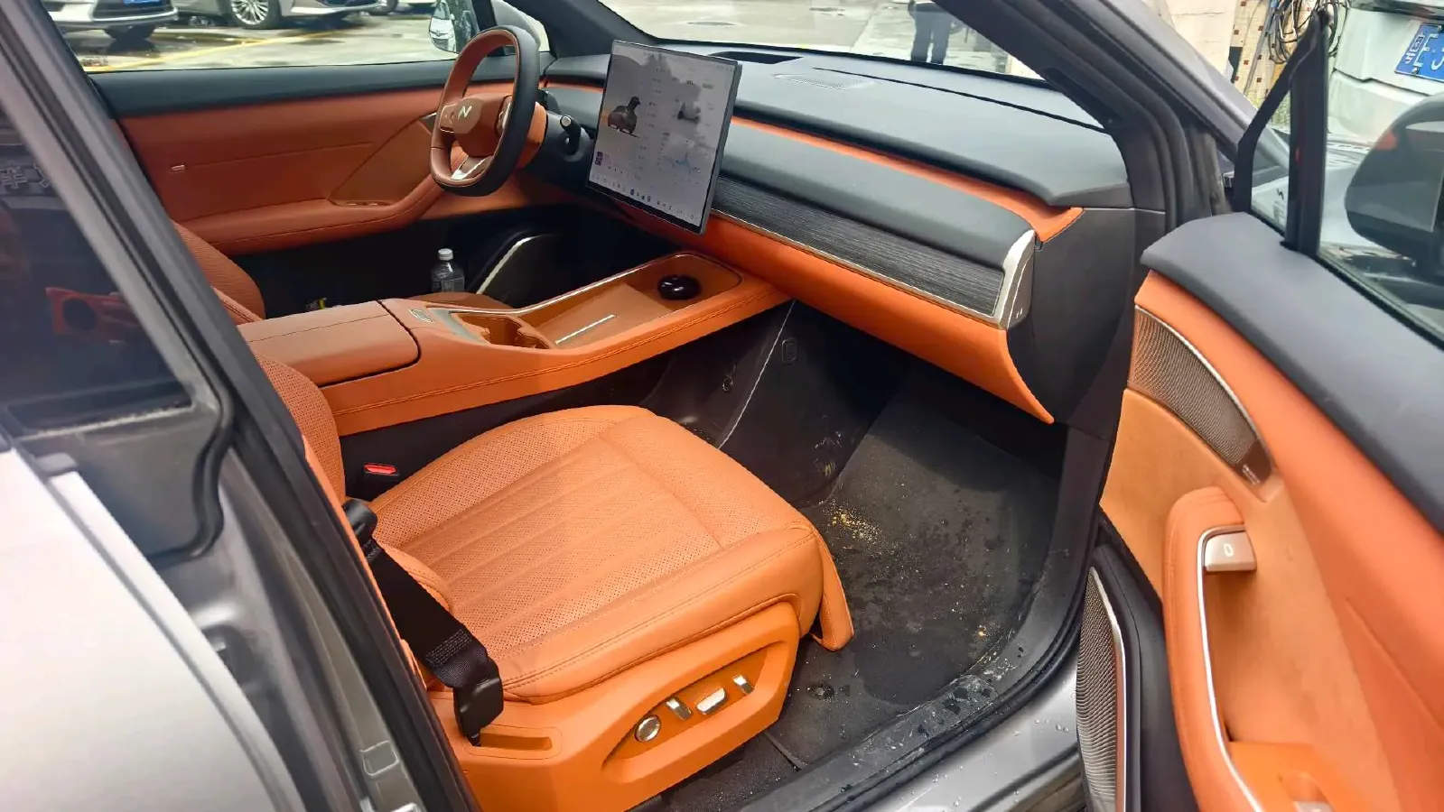 2024 ONVO L60 BEV 60KWH,autocango,china used car exporter,china ev exporter,chinese used car exporter,chinese used ev exporter