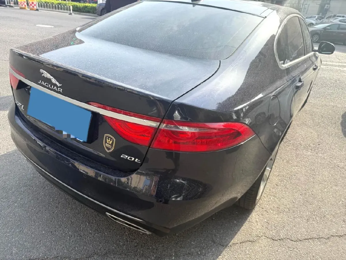 2020 Jaguar XFL 2.0T 200HP L4 8AT,autocango,china used car exporter,china ev exporter,chinese used car exporter,chinese used ev exporter