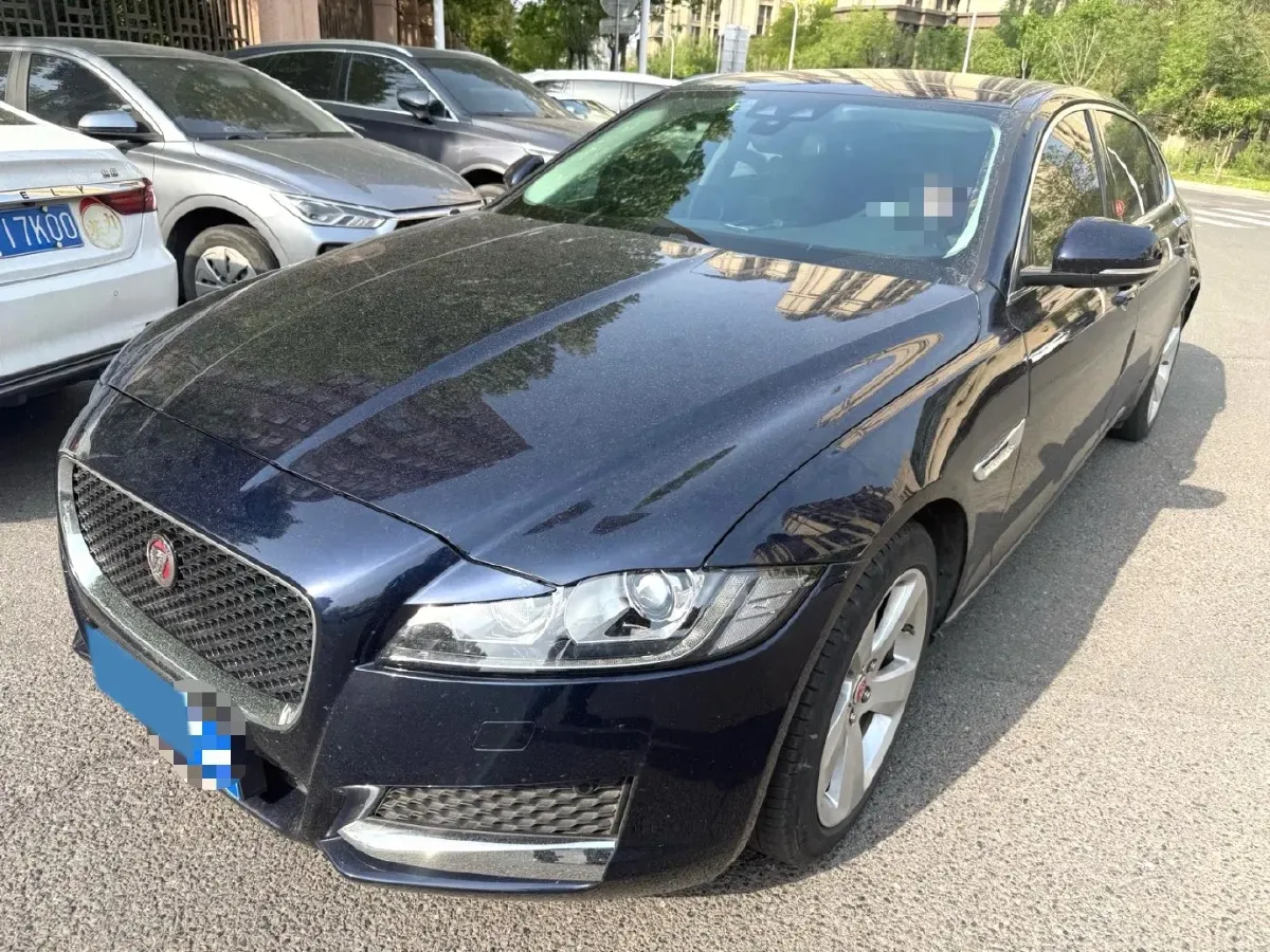 2020 Jaguar XFL 2.0T 200HP L4 8AT,autocango,china used car exporter,china ev exporter,chinese used car exporter,chinese used ev exporter