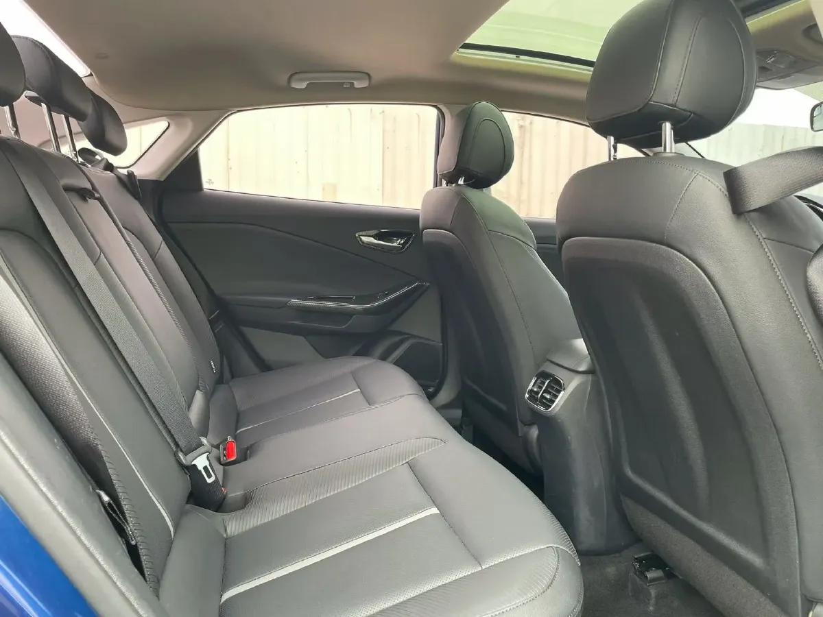 2019 Hyundai La Festa 1.6T 204HP L4 7DCT,autocango,china used car exporter,china ev exporter,chinese used car exporter,chinese used ev exporter