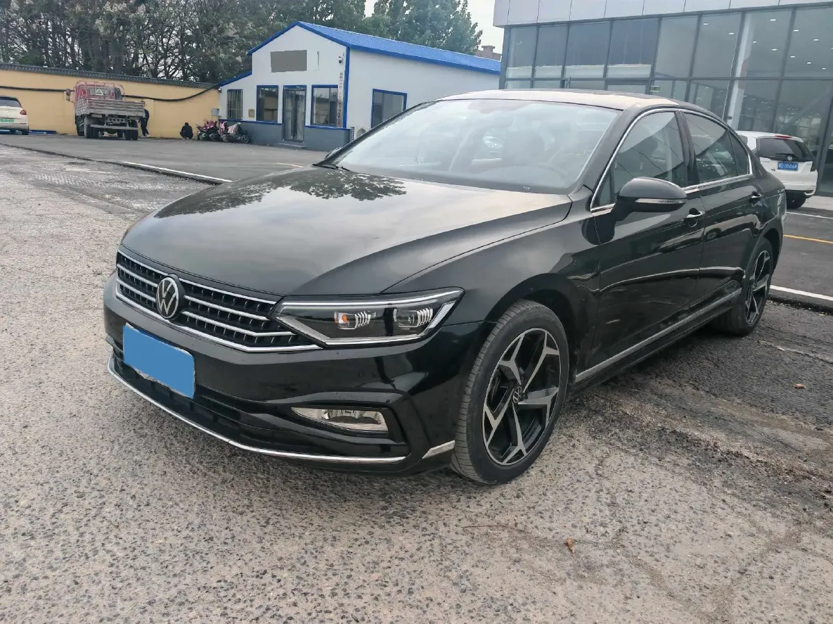 2023 Volkswagen Magotan 1.4T 150HP L4 7DCT,autocango,china used car exporter,china ev exporter,chinese used car exporter,chinese used ev exporter