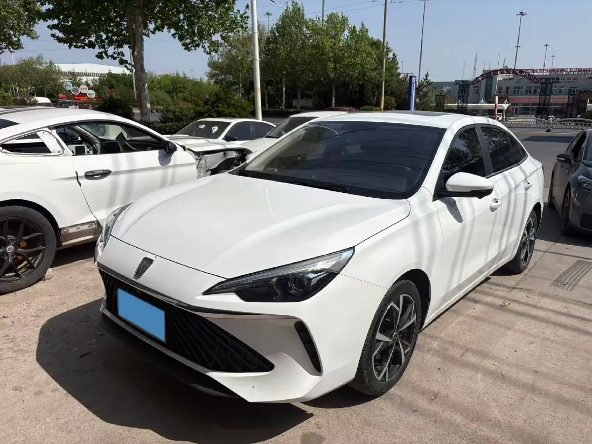 2023 Roewe i5 1.5L 129HP L4 CVT,autocango,china used car exporter,china ev exporter,chinese used car exporter,chinese used ev exporter