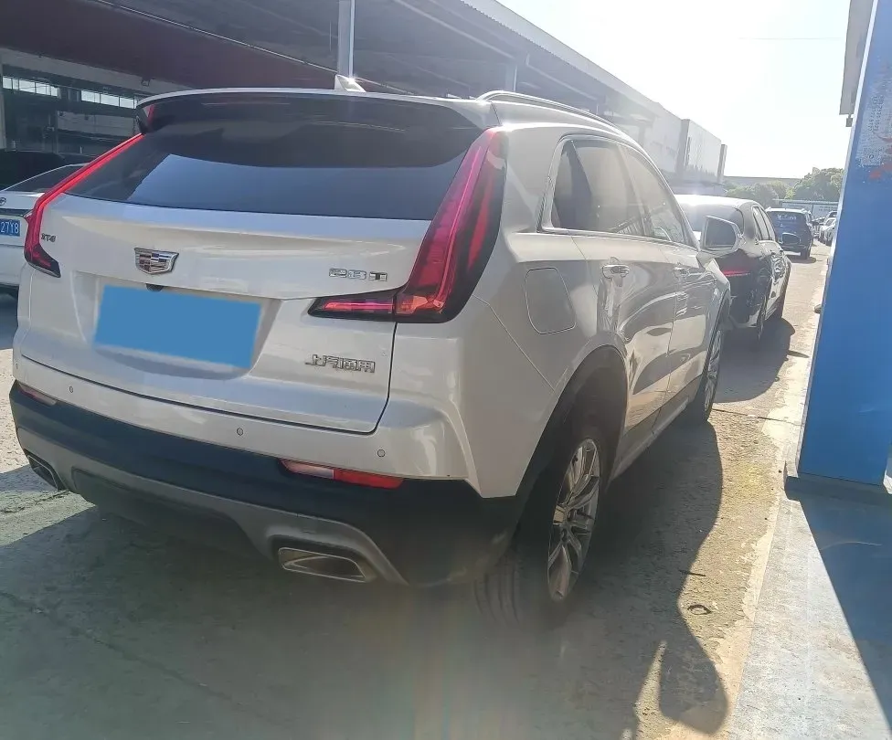 2021 Cadillac XT4 2.0T 237HP L4 9AT,autocango,china used car exporter,china ev exporter,chinese used car exporter,chinese used ev exporter