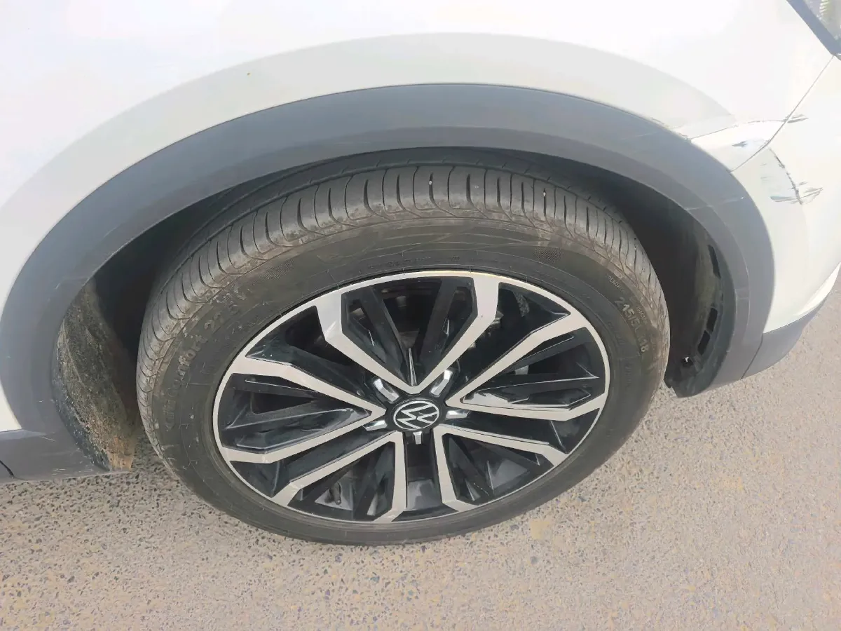 2021 Volkswagen T-Roc 1.4T 150HP L4 7DCT,autocango,china used car exporter,china ev exporter,chinese used car exporter,chinese used ev exporter