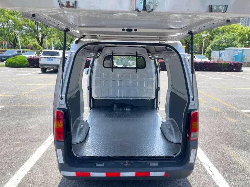 2023 WuLing ZhiGuang 1.5L 102HP L4 5MT,autocango,china used car exporter,china ev exporter,chinese used car exporter,chinese used ev exporter