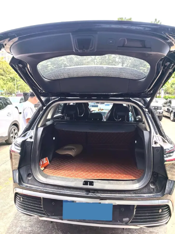 2024 HongQi HS3 1.5T 169HP L4 7DCT,autocango,china used car exporter,china ev exporter,chinese used car exporter,chinese used ev exporter