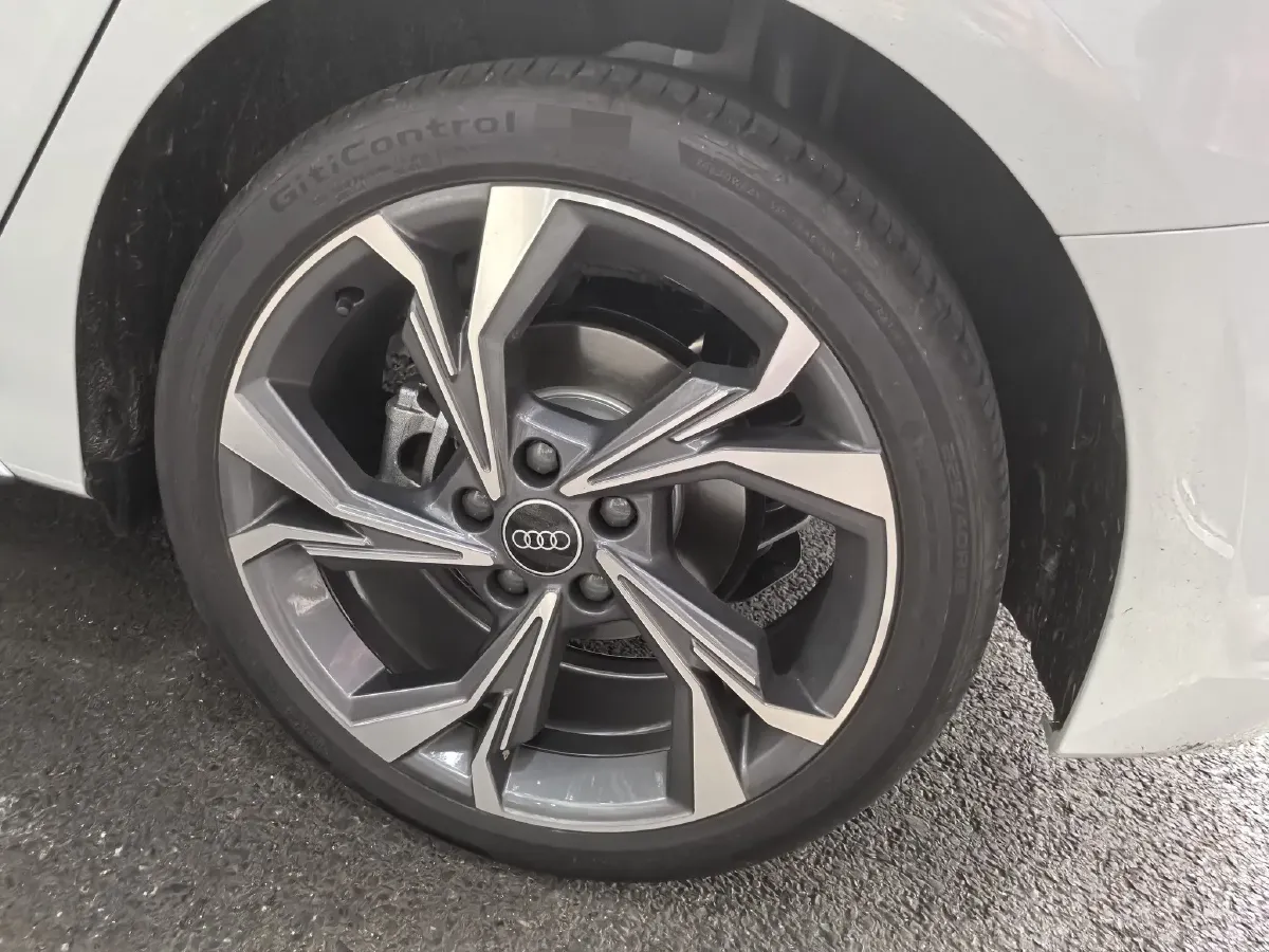 2026 Audi A3 1.5T 160HP L4 7DCT,autocango,china used car exporter,china ev exporter,chinese used car exporter,chinese used ev exporter