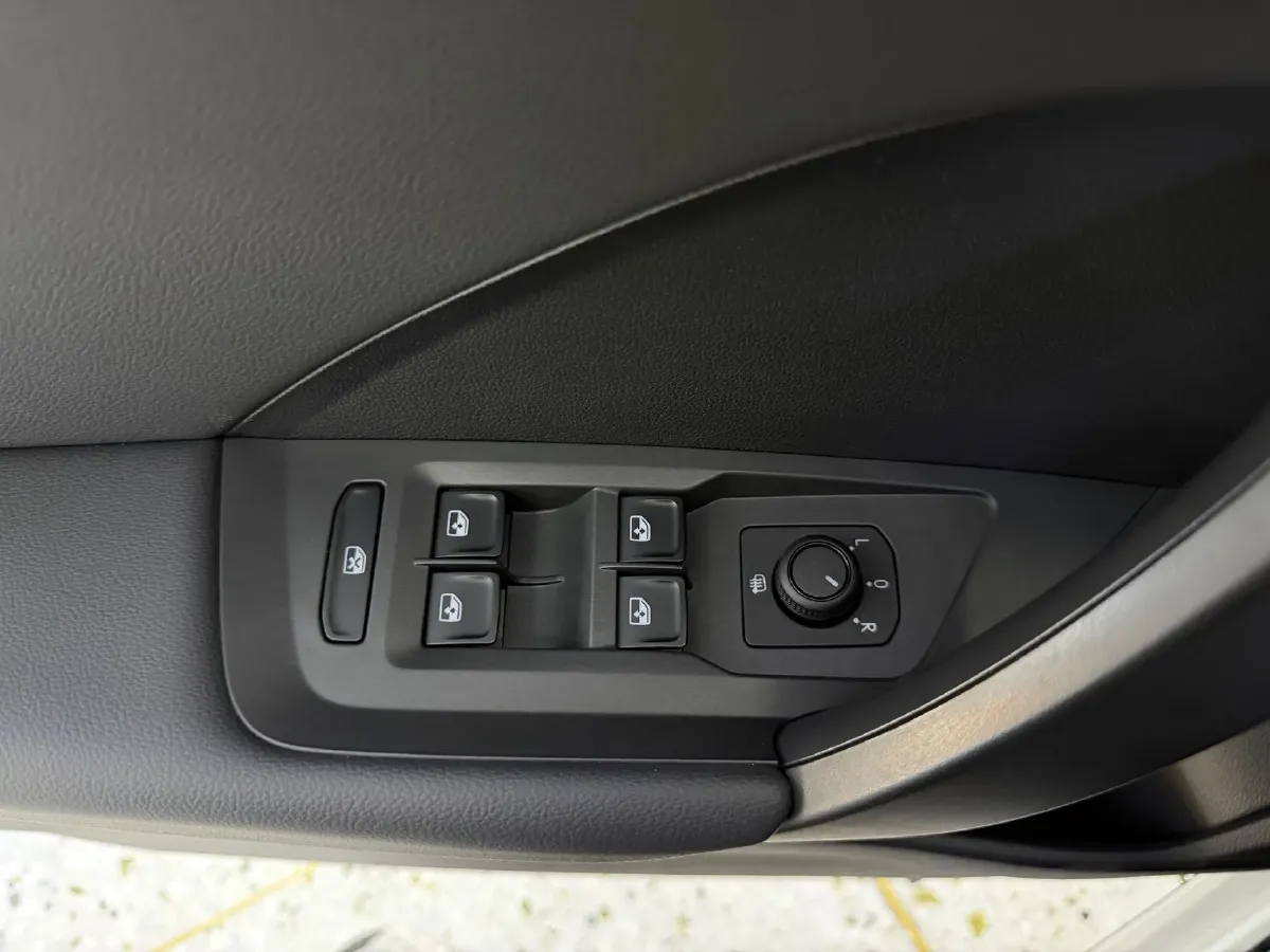 2022 Volkswagen Tharu 1.4T 150HP L4 7DCT,autocango,china used car exporter,china ev exporter,chinese used car exporter,chinese used ev exporter