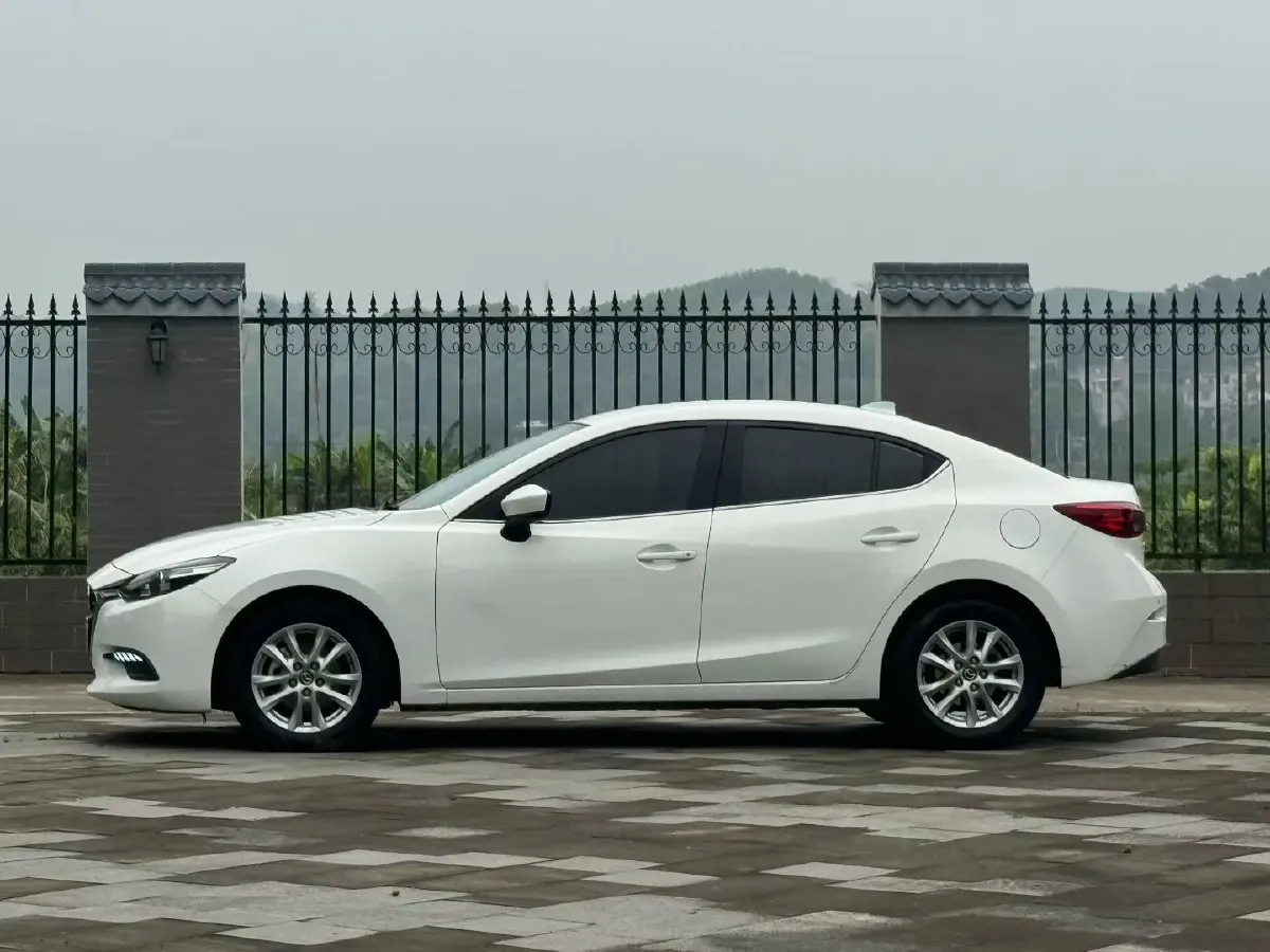 2019 Mazda 3 Axela 1.5L 117HP L4 6AT,autocango,china used car exporter,china ev exporter,chinese used car exporter,chinese used ev exporter