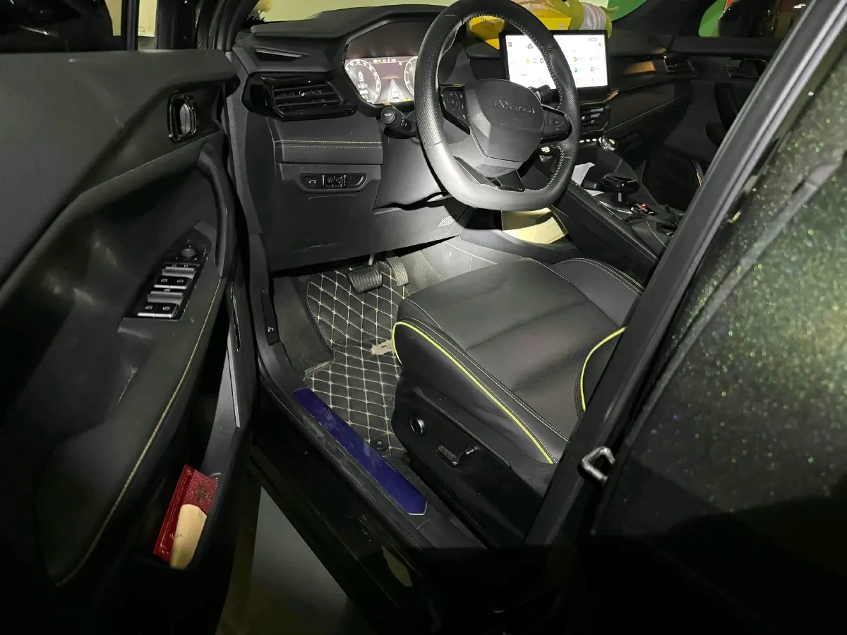 2023 LYNK&CO 06 1.5T 181HP L4 7DCT,autocango,china used car exporter,china ev exporter,chinese used car exporter,chinese used ev exporter